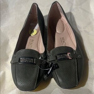 Kenneth Cole‎ Reaction Women's Dark Green Loafers